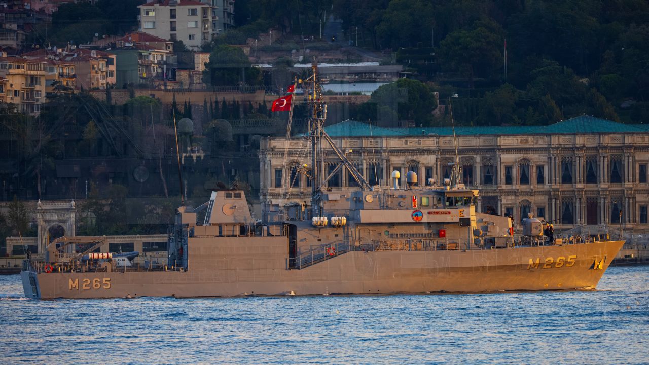 Türk Donanması Kuzey'e çıktı